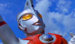 奥特曼黄版短视频,穿越时空的正义之战